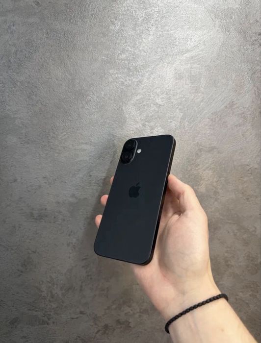 Iphone 16 Black 100%