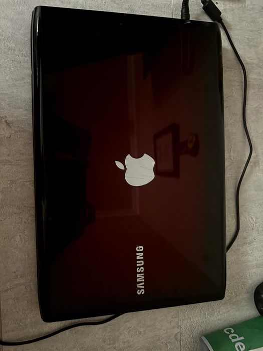 Ноутбук Samsung NP-R580