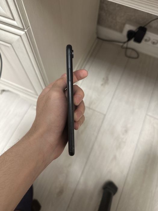 Iphone XR 70%.