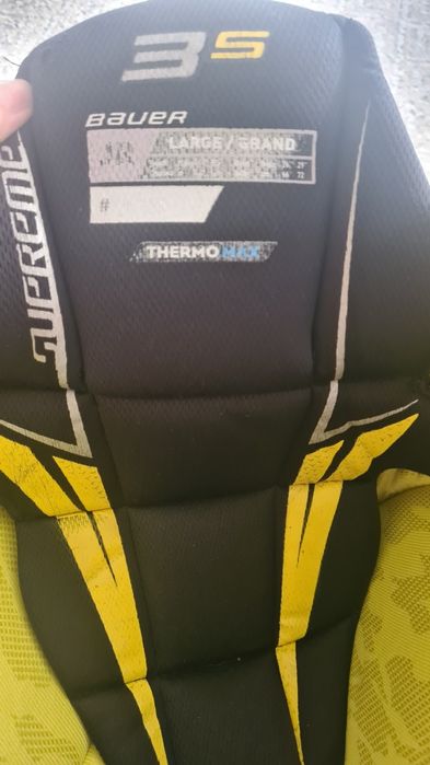 Продам хоккейные шорты