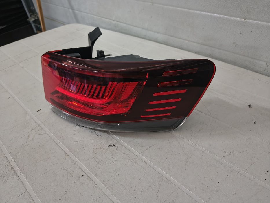 Stop / Lampa spate dreapta pe aripă Renault Koleos 2 Facelift  cod 265506094R