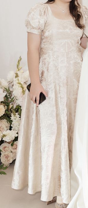 Продам платье СРОЧНО