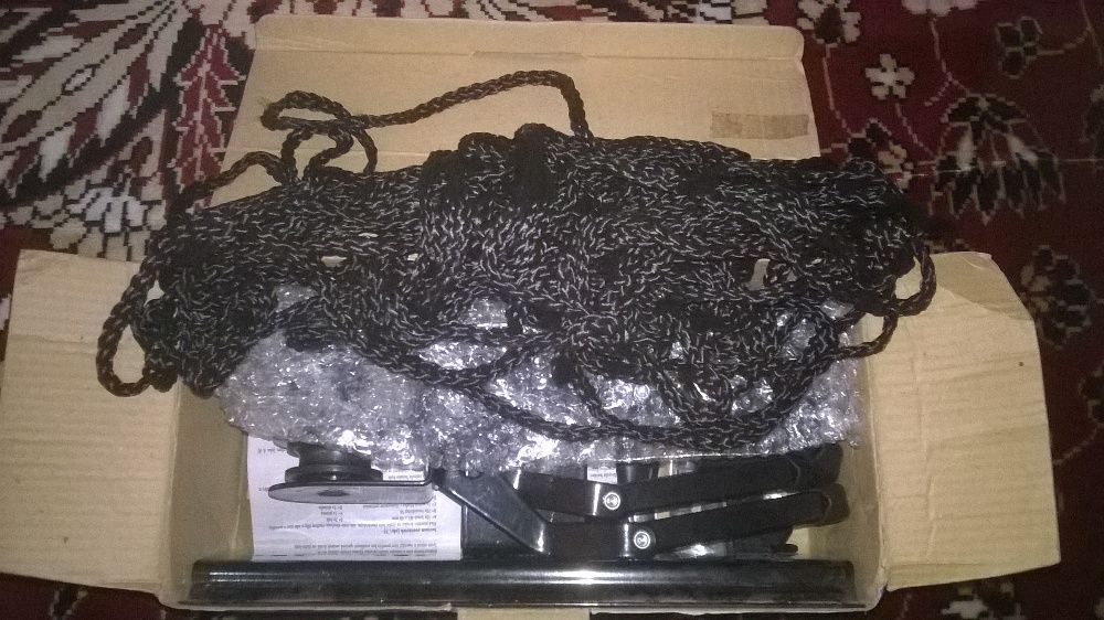 Bicicleta MTB cu 21 de viteze + diverse accesorii