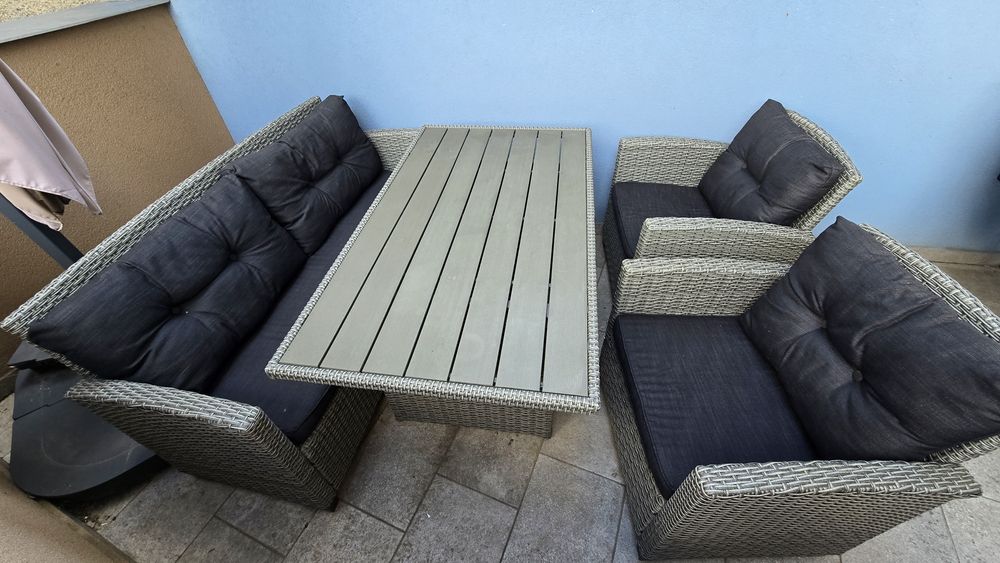 Set mobilier JYSK VISBY gradina/terasa , masa, canapea, 2 fotolii, include perna , culoare gri (folosit, ca nou)