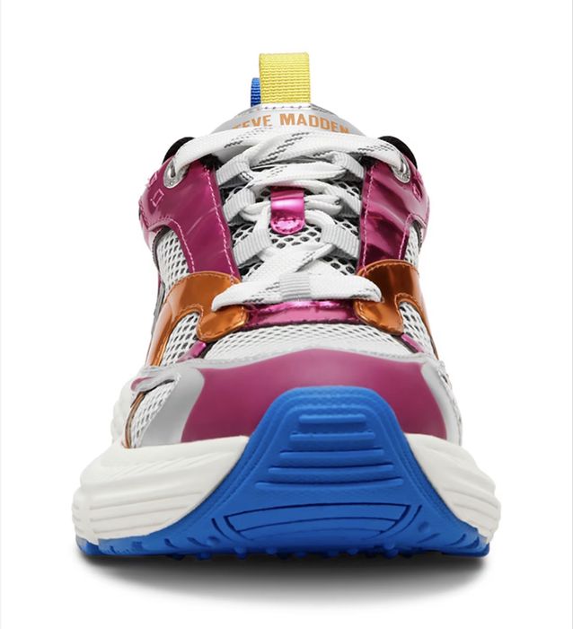 сникърси steve madden
