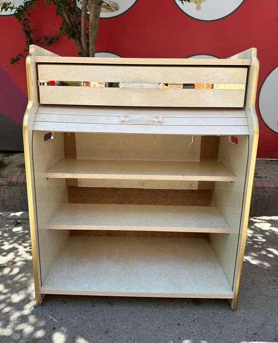 Oyoq kiyim uchun kamod obuvnitsa