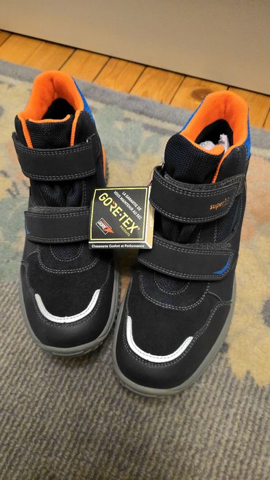 Чисто нови Superfit GORE-TEX Зимни Обувки - Размер 42 - Водоустойчиви