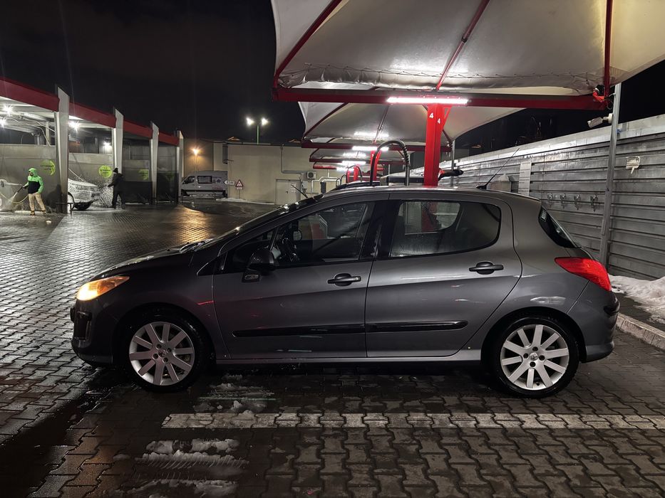 Peugeot 308 , 2010, 1.6