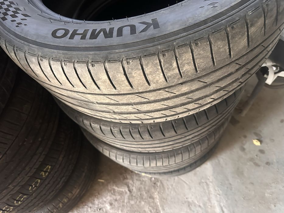 Летни гуми KUMHO  275/50 ZR20 131Y
