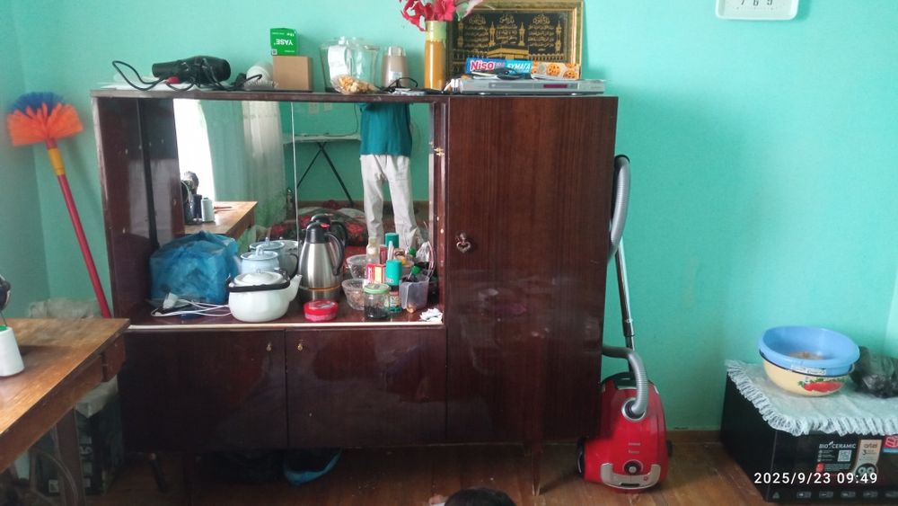 Продается советский шкаф