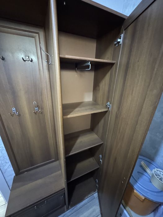 2 шкафа в хорошем состоянии