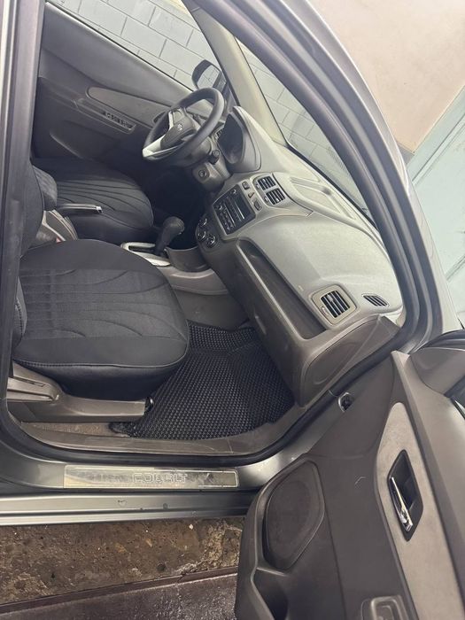 Chevrolet Cobalt 2014 — 4