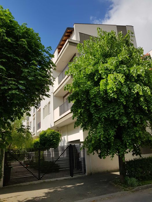 Proprietar, garsoniera, Faget-Grivitei, bloc tip vila