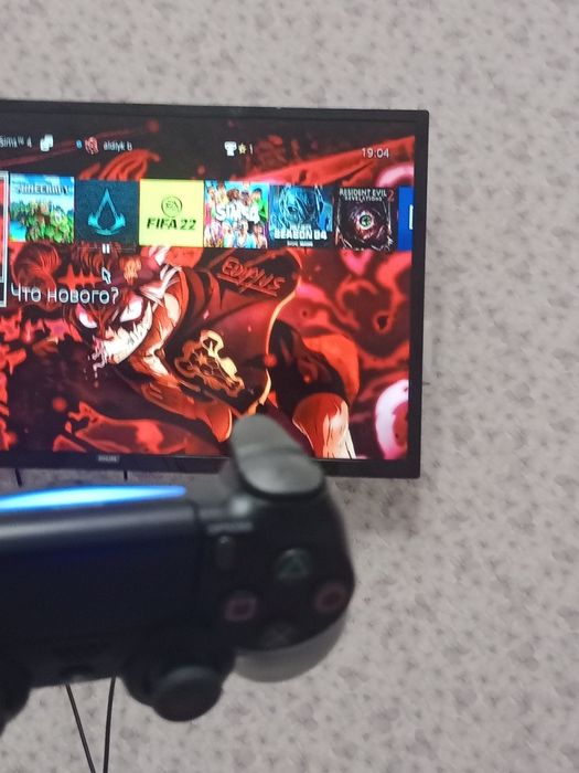 Продам приставку ps4 ремонт не было