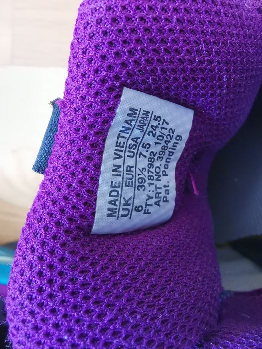 Продавам маратонки Salomon Ortholite.