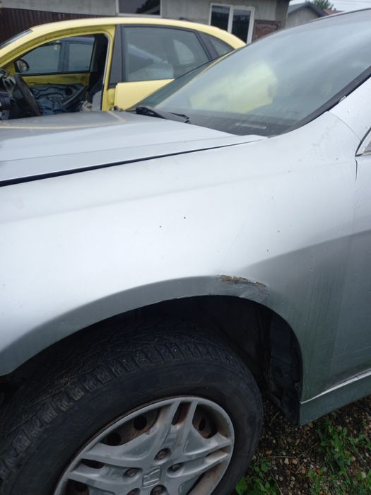 Dezmembrez honda accord 2003  2007