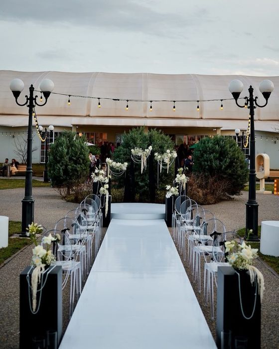 Inchiriere Scaune ,mese , cort evenimente,cort nunta ,vesela,fete masa