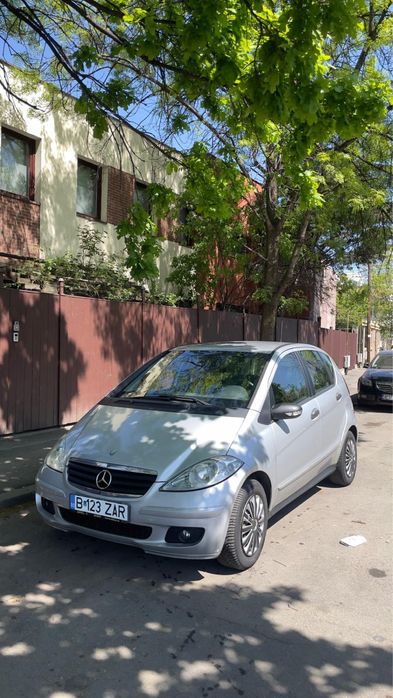 Mercedes benz A180