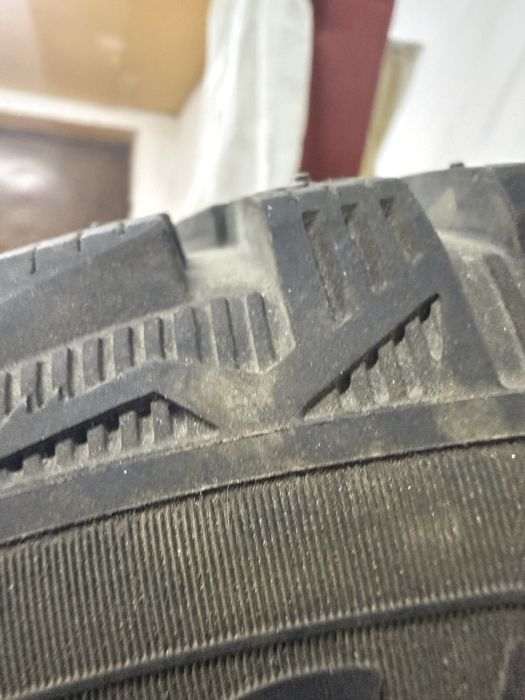 зимние шины Michelin x-Ice North шипы