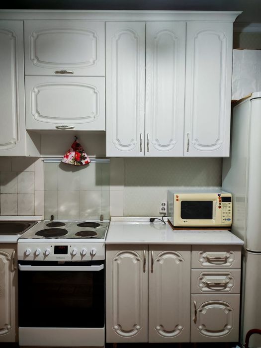 Срочно! Продам кухню!