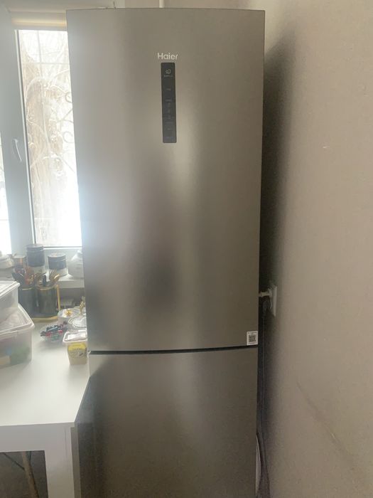Продам холодильник Haier