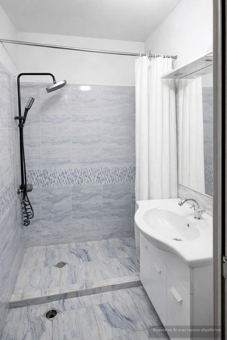 Дава се под наем Тристаен апартамент в Варна, Център - 110 кв.м за 770 € - Снимка #3