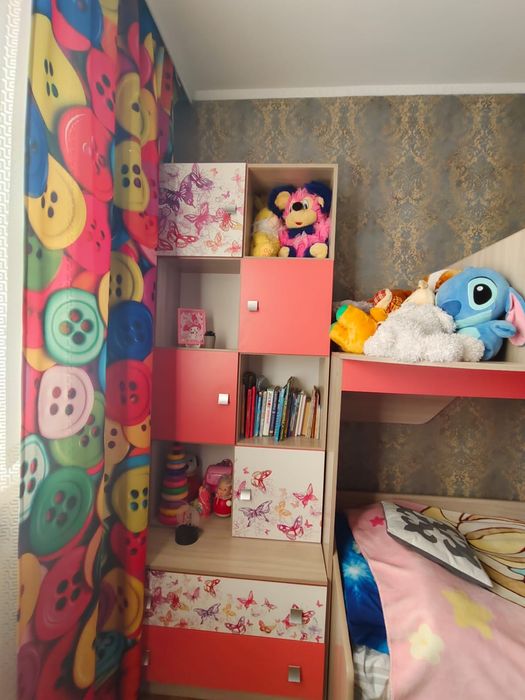 Детский гарнитур.