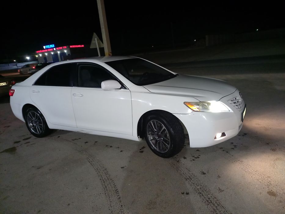 Продам автомобиль камри 40