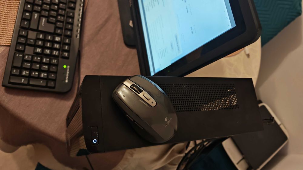 Unitate PC HP Slimline – mic, silențios,8gb ram  1TB stocare – Suceava