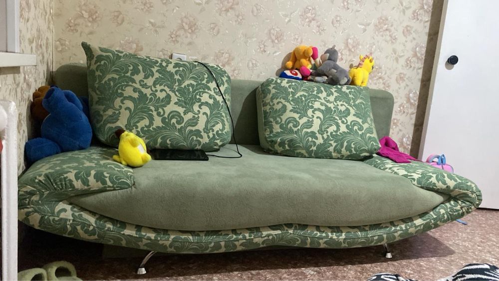 Диван в отличном состоянии