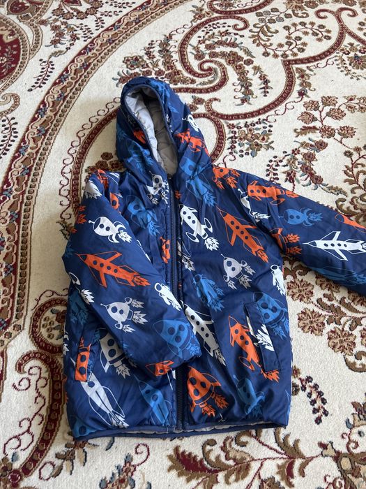 Детская куртка на возрост 5-6