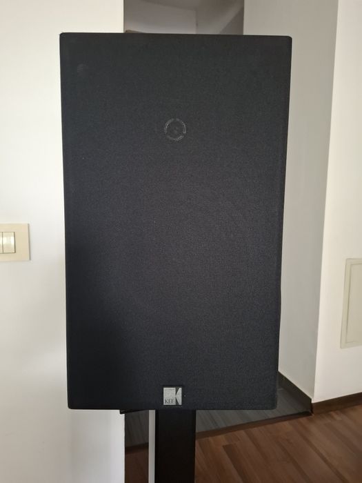 Boxe pasive de raft Kef C45