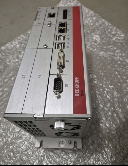 Beckhoff C6930-1037-0040 Industrial PC