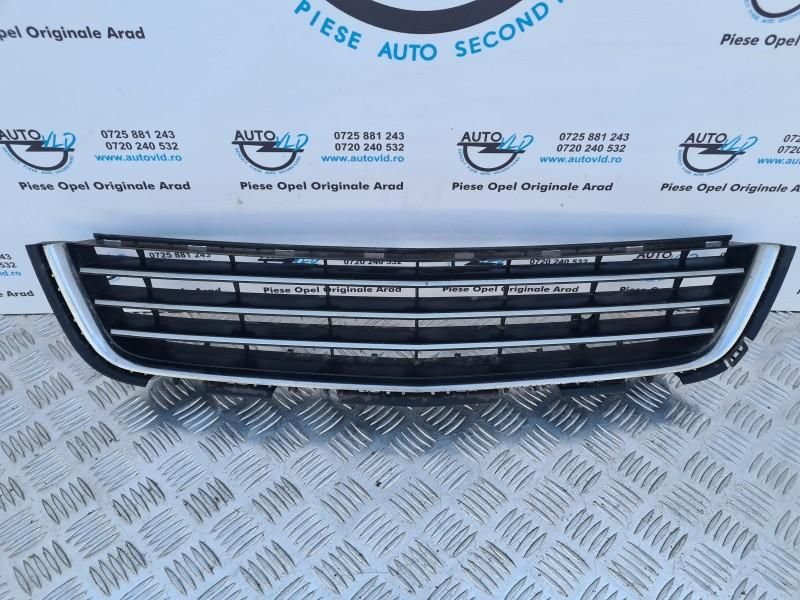 Grila inferioara bara fata Opel Astra H facelift