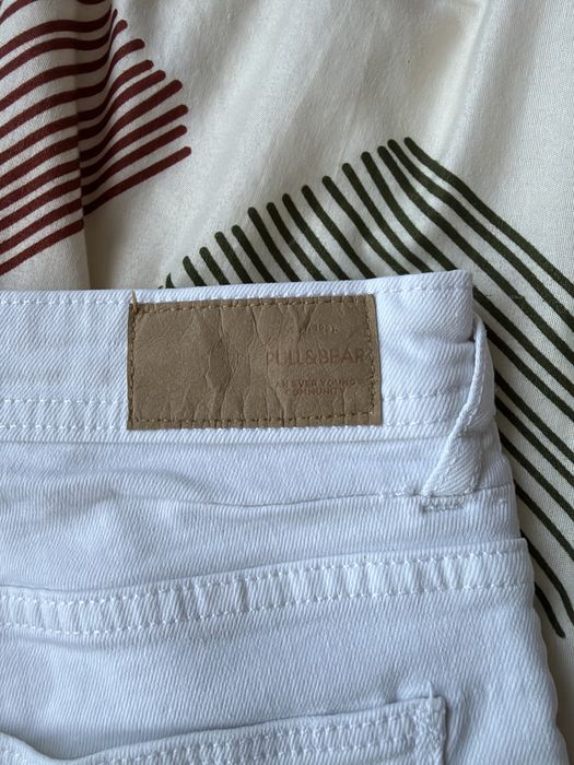 Къси дънкови панталони PULL&BEAR