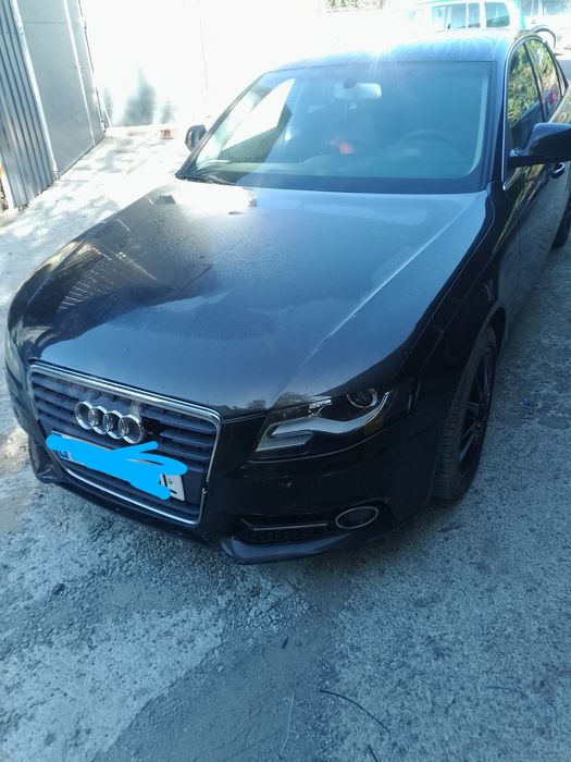 Dezmembrez audi A4 b8 2.0 caga volan stânga