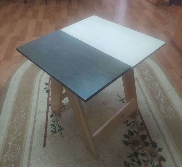 Журнальный столик