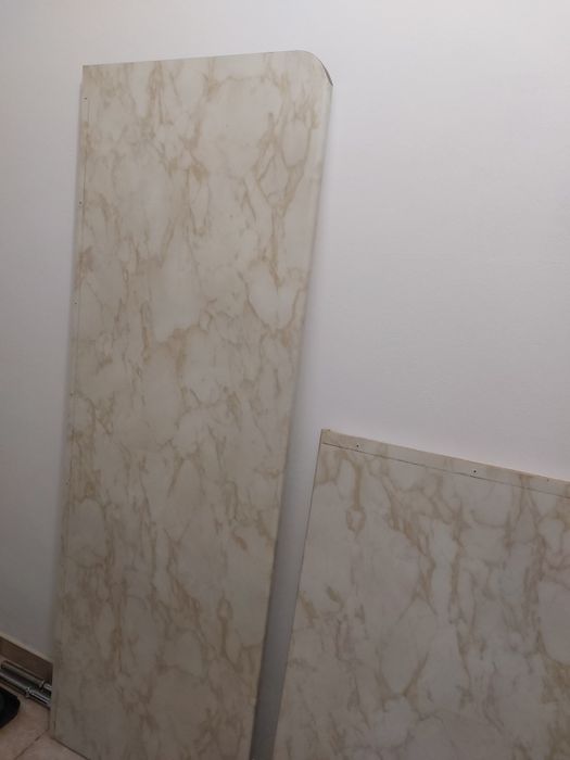 Vand blat pentru mobila de bucatarie!