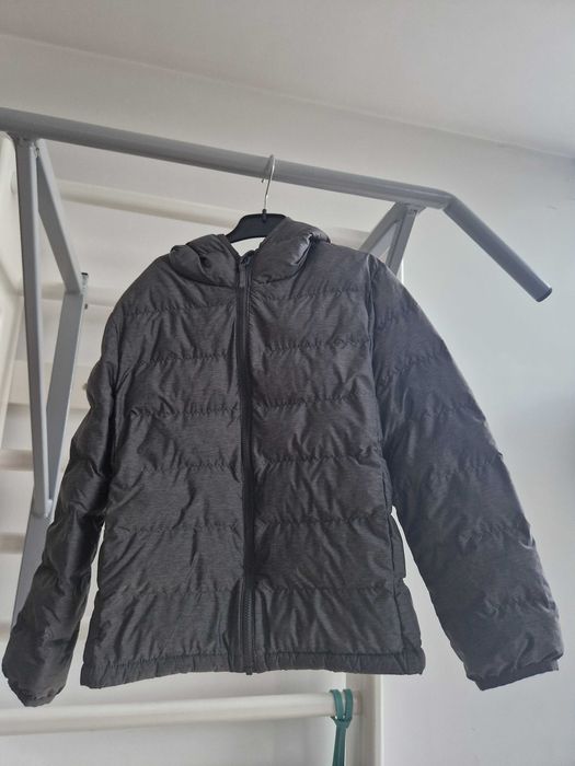 Geaca UniQlo 7-8 ani