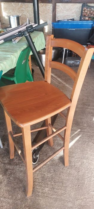 Butoi rustic cu scaune