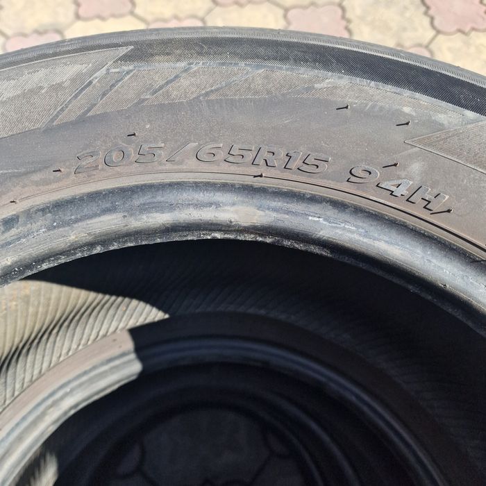 Продам шины 205/65/15