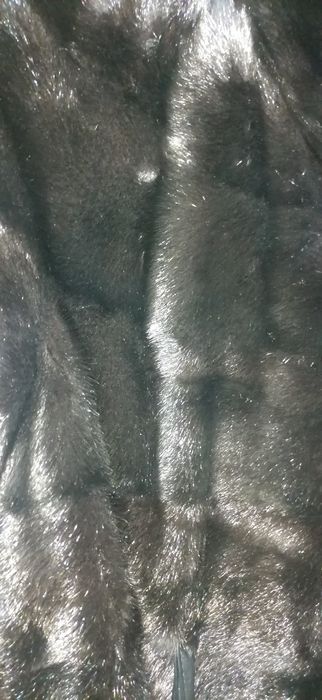 Продам норковую шубу