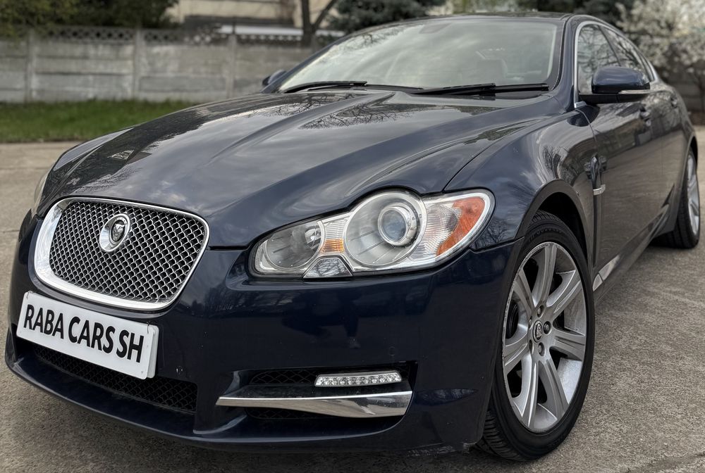 JAGUAR XF - PREMIUM LUXURY - 3.0 Diesel V6 - Euro 5 - 245 CP - Cutie Viteze Automata - Faruri Xenon - Stopuri Led - Posibilitate numere rosii 3 Luni -