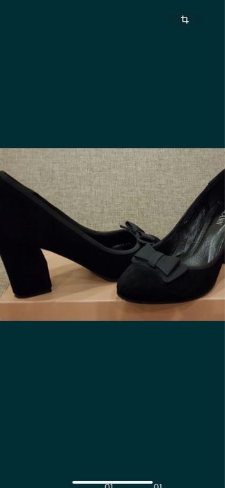 Продаются туфли замша