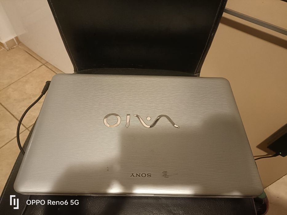 Leptop Sony Windows 7