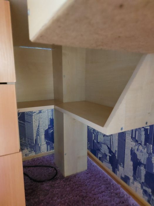 Стол угловой с полками и ящиками