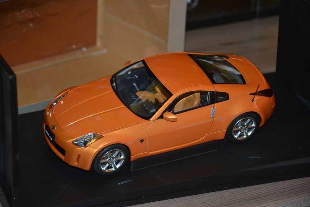 Macheta auto 1/18 Autoart , Nissan 350Z