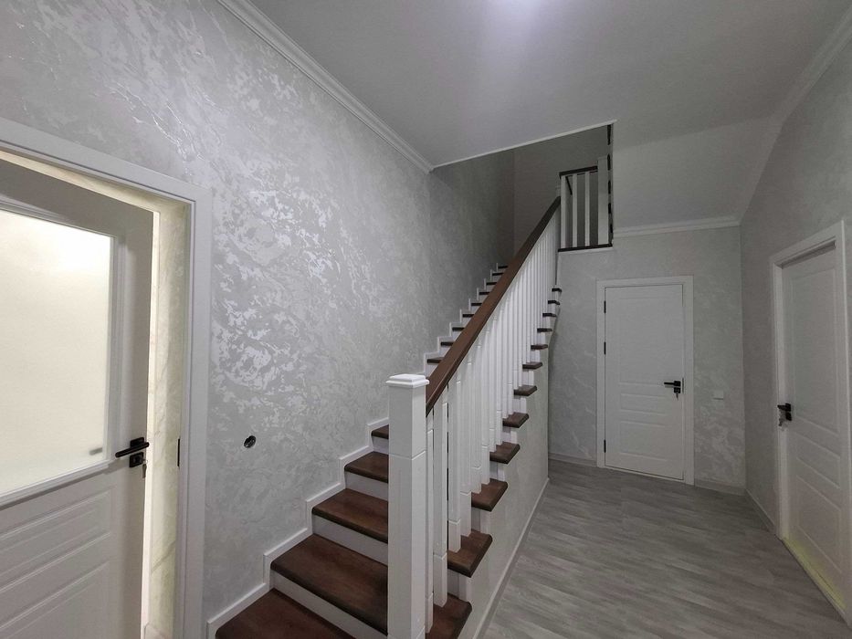 Продаётся таунхаус в Яшнабадском районе.