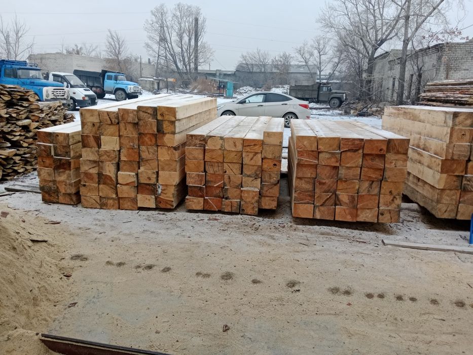 Стропила балки доска обрешётка брус горбыль дрова