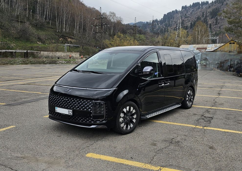 Hyundai Staria 9 мест трансфер Алматы аренда с водителем экскурсии тур